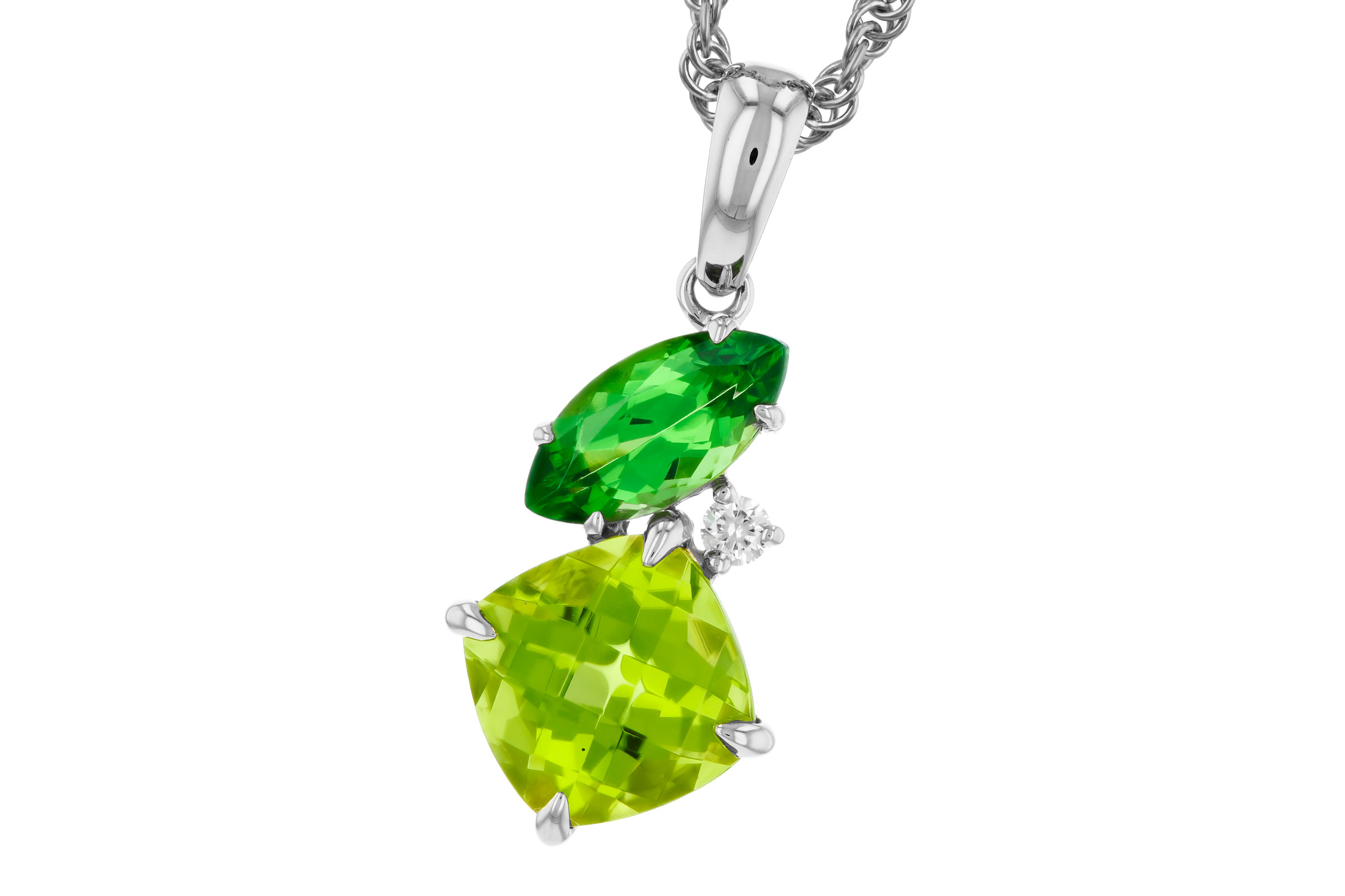 A321-39932: NECKLACE 1.97 TW SEMI-PREC (PER,TSAV) 2.00 TGW