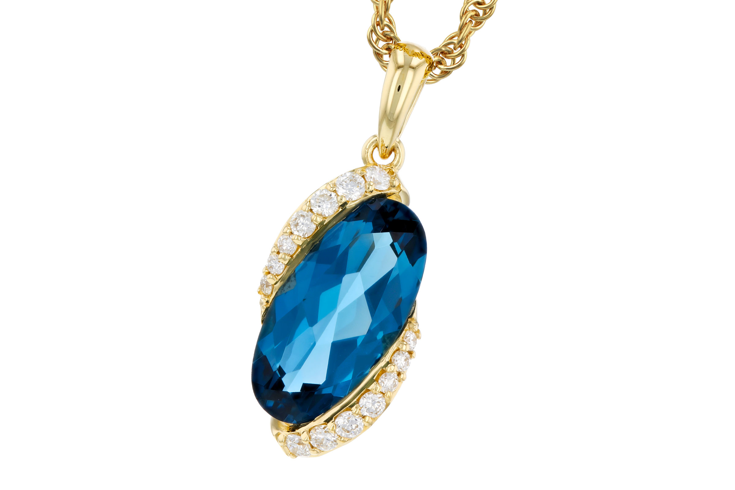 D321-39941: NECK 2.25 LONDON BLUE TOPAZ 2.37 TGW (12x6MM LBT)