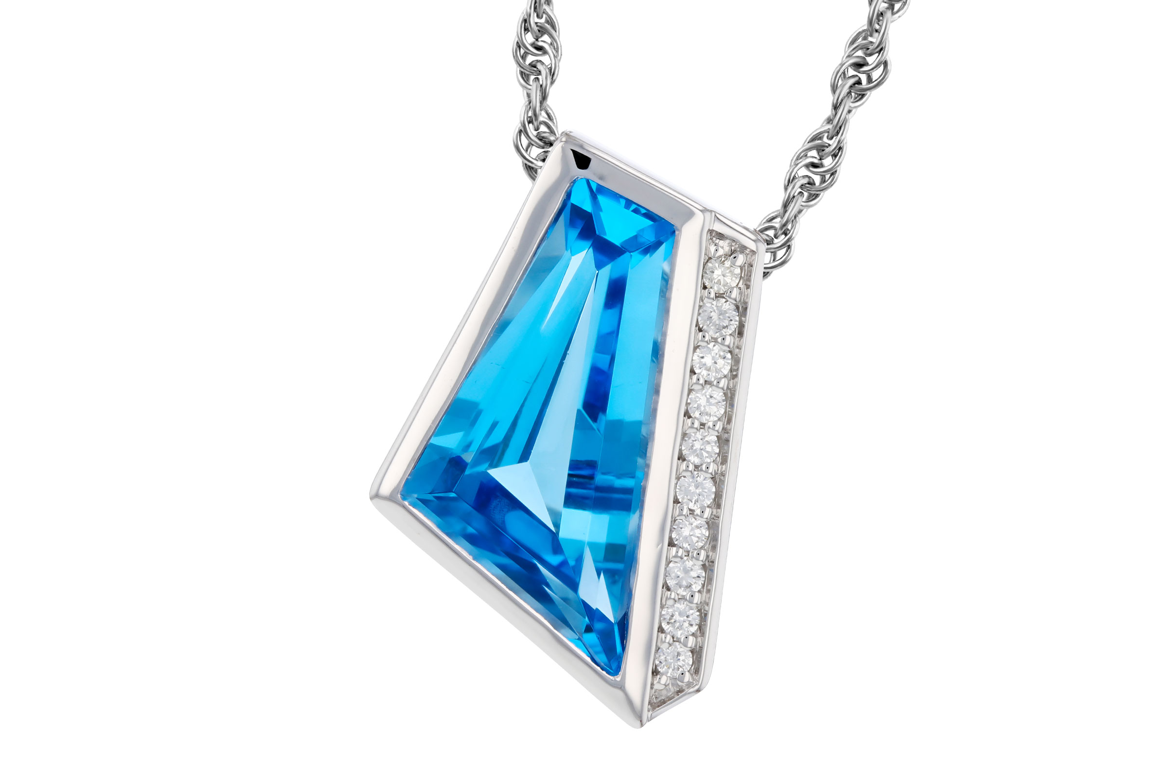 K321-39050: NECKLACE 2.42 SWISS BLUE TOPAZ 2.46 TGW