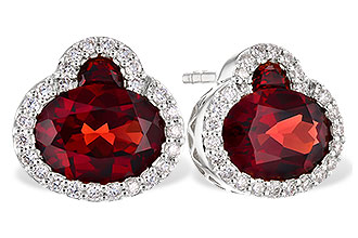 M318-71804: EARR 2.85 TW GARNET 3.06 TGW